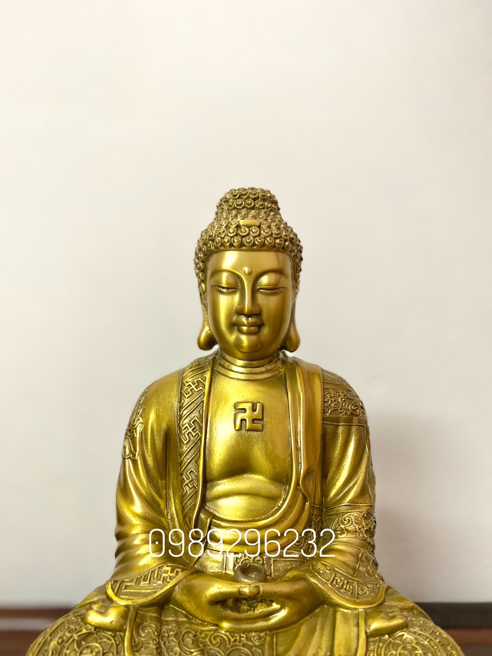 Tượng Phật bằng đồng vàng đẹp