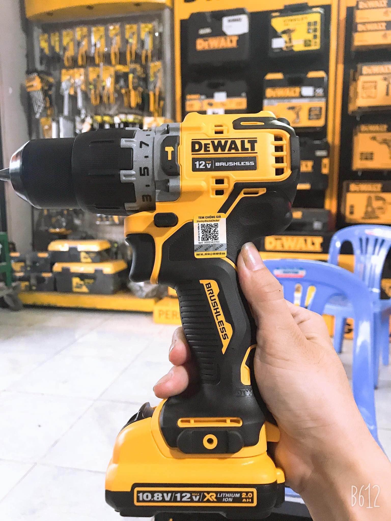 MÁY KHOAN CẦM TAY 18V-20VMAX/BL DEWALT DCD708D2 - HÀNG CHÍNH HÃNG
