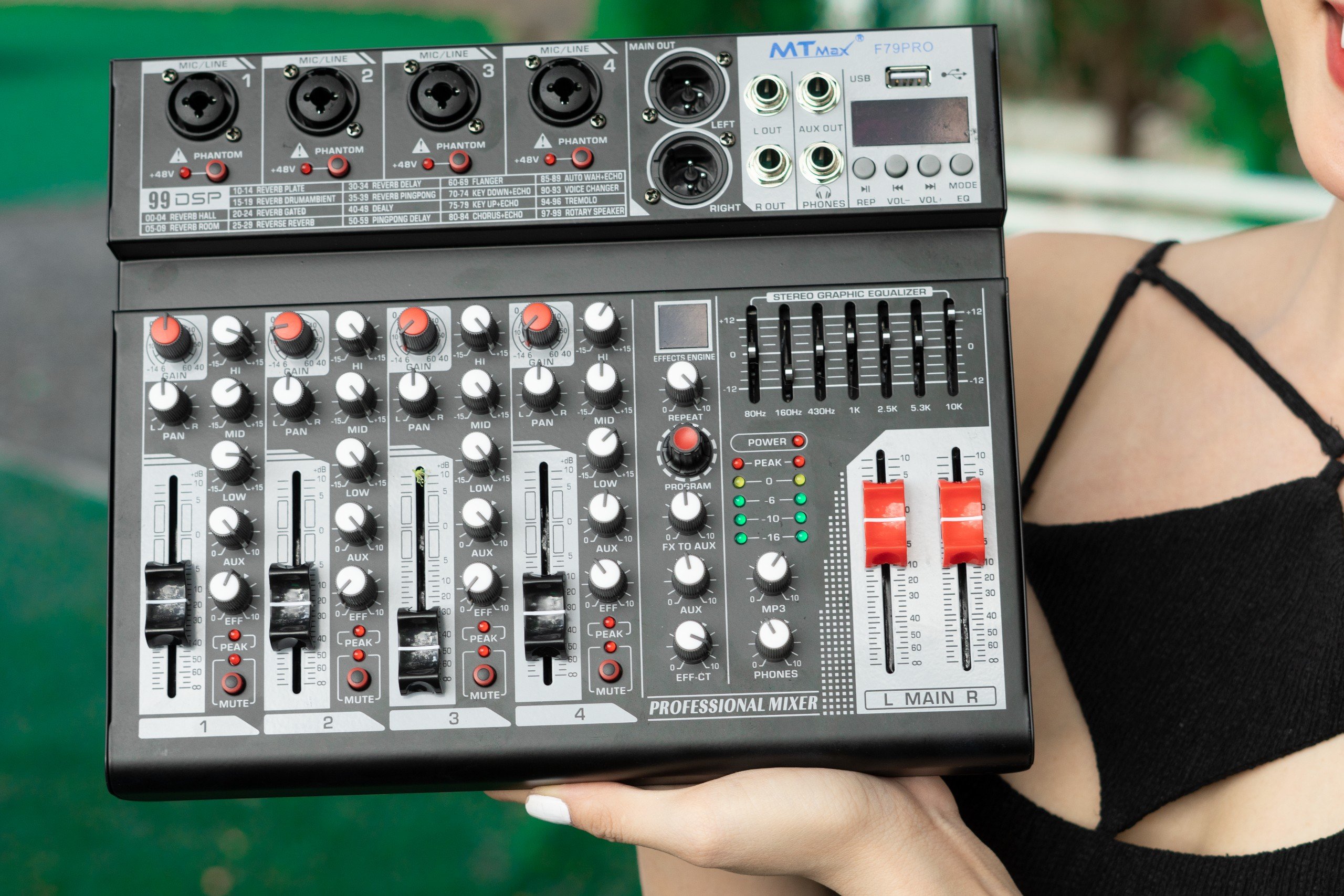 Mixer MTMAX F79Pro Hàng cao Cấp Chỉnh Equalizer 99 hiệu ứng vang DSP Nâng cấp âm thanh loa kéo, Amply cũ hay hơn giải pháp nâng cấp âm thanh hàng chính hãng