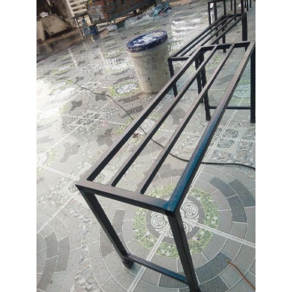 Kệ kê chậu cây hoa Dài 100cm. Rộng 35cm. Cao 50cm. 4 chân. 2 giằng chân. hộp thép 2x2cm