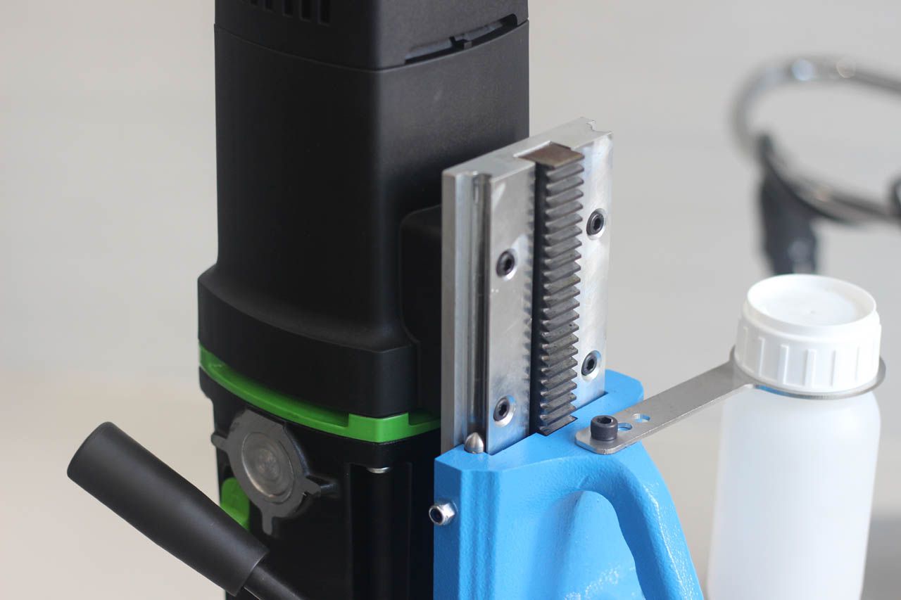 MÁY KHOAN TỪ ĐẾ XOAY MAGBROACH MDS132