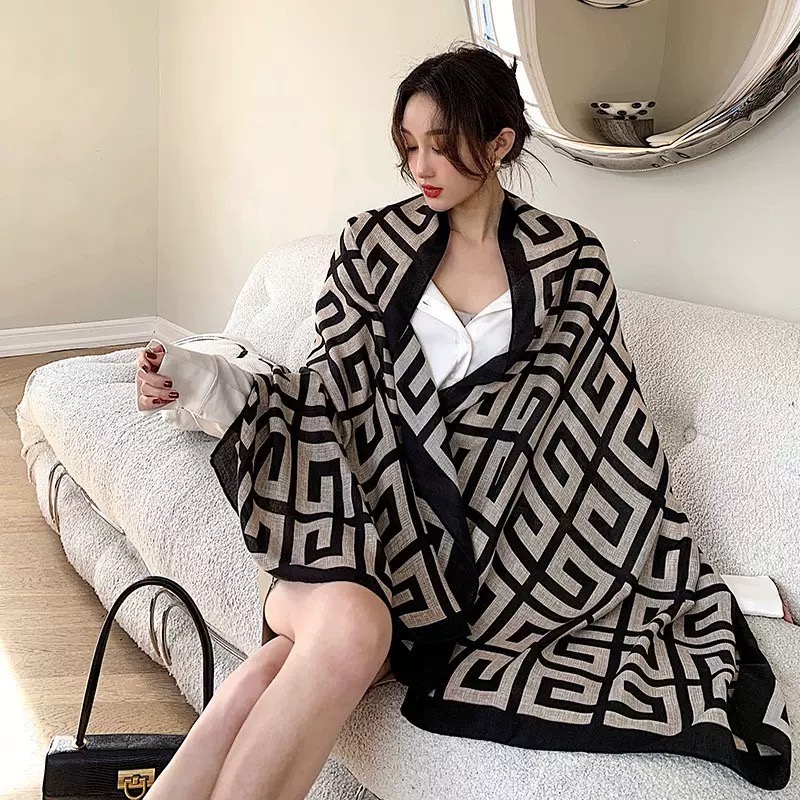 KHĂN CHOÀNG LỤA DÁNG DÀI CỰC SANG PHONG CÁCH TÂY ÂU SANG XỊN MỊN MÃ 10