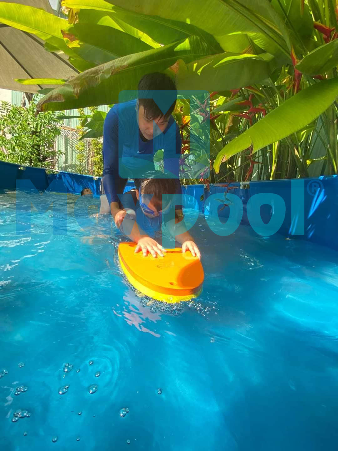 Bể bơi khung kim loại chịu lực kích thước 2.5x1.5x0.8m - Thương hiệu MAXPOOL