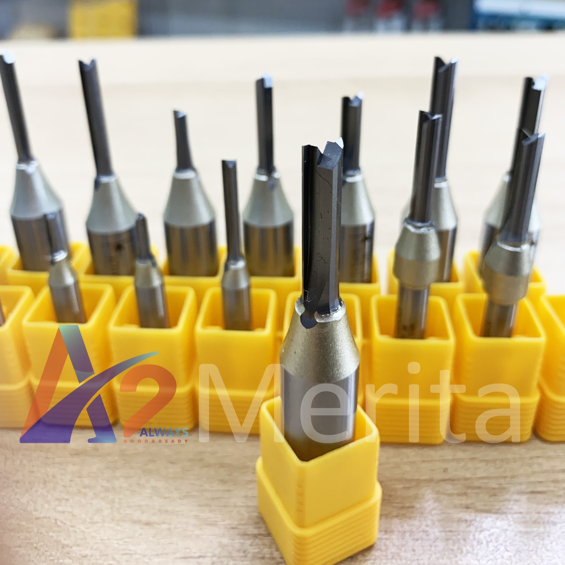 Mũi phay thẳng TCT cốt 1/4" và cốt 1/2" Arden