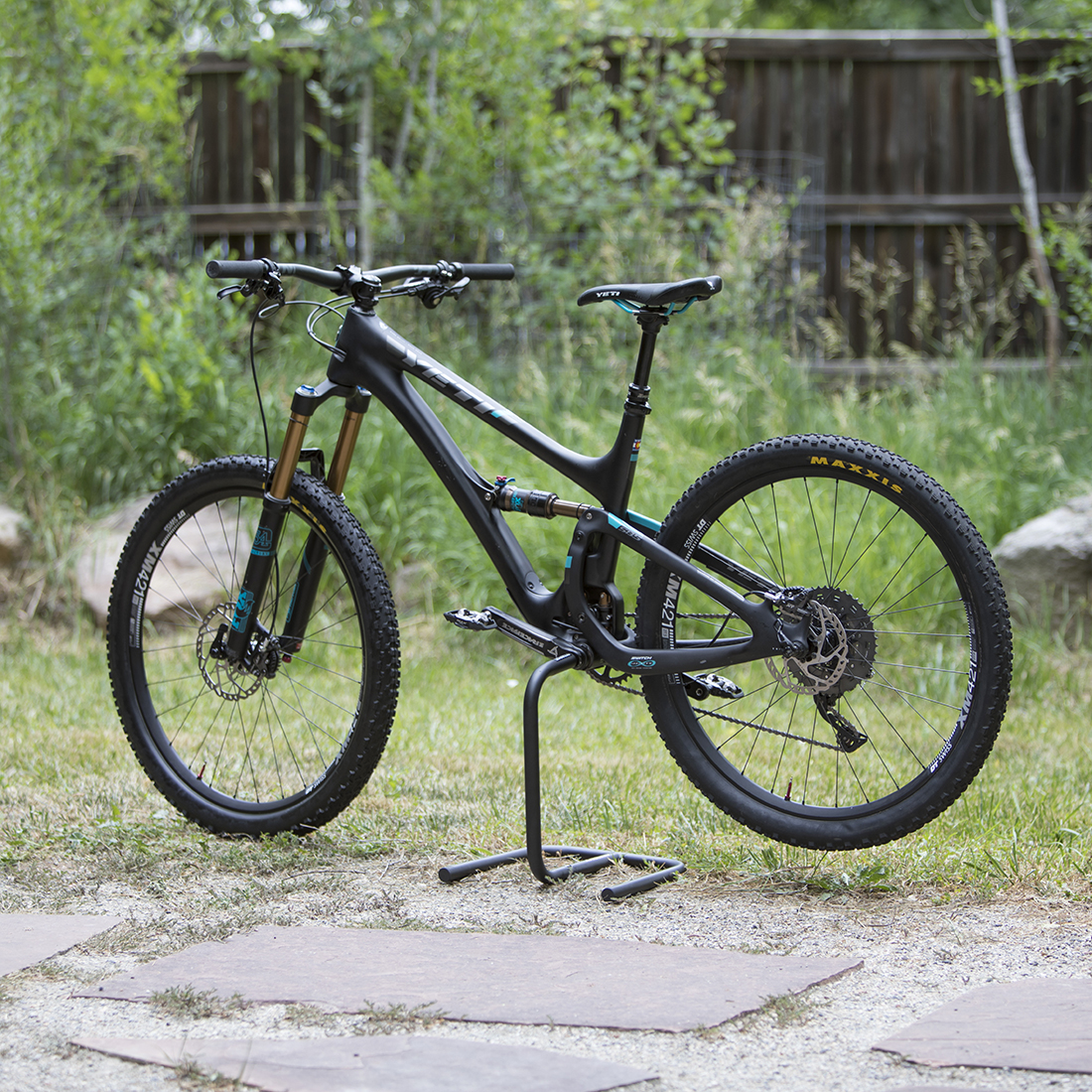 Giá Đỡ Xe Đạp Feedback Sports Scorpion Bike Stand