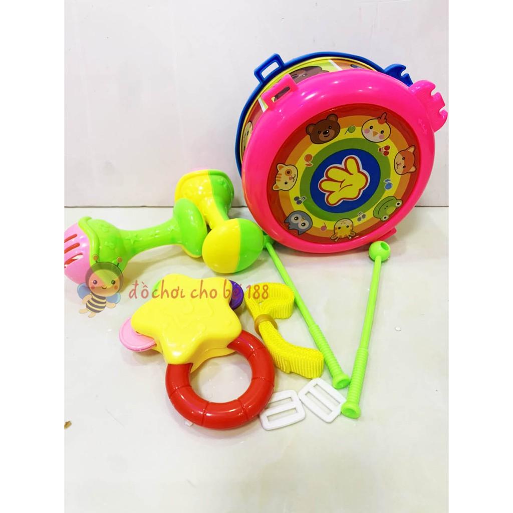 Bộ trống đồ chơi, xúc xắc, trống cầm tay cho bé