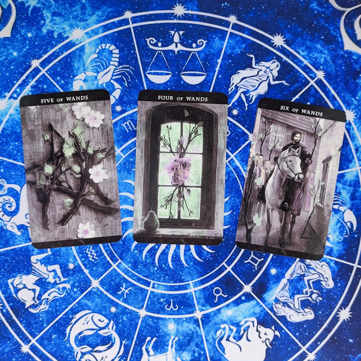 Bộ bài The Darkness Of Light Tarot