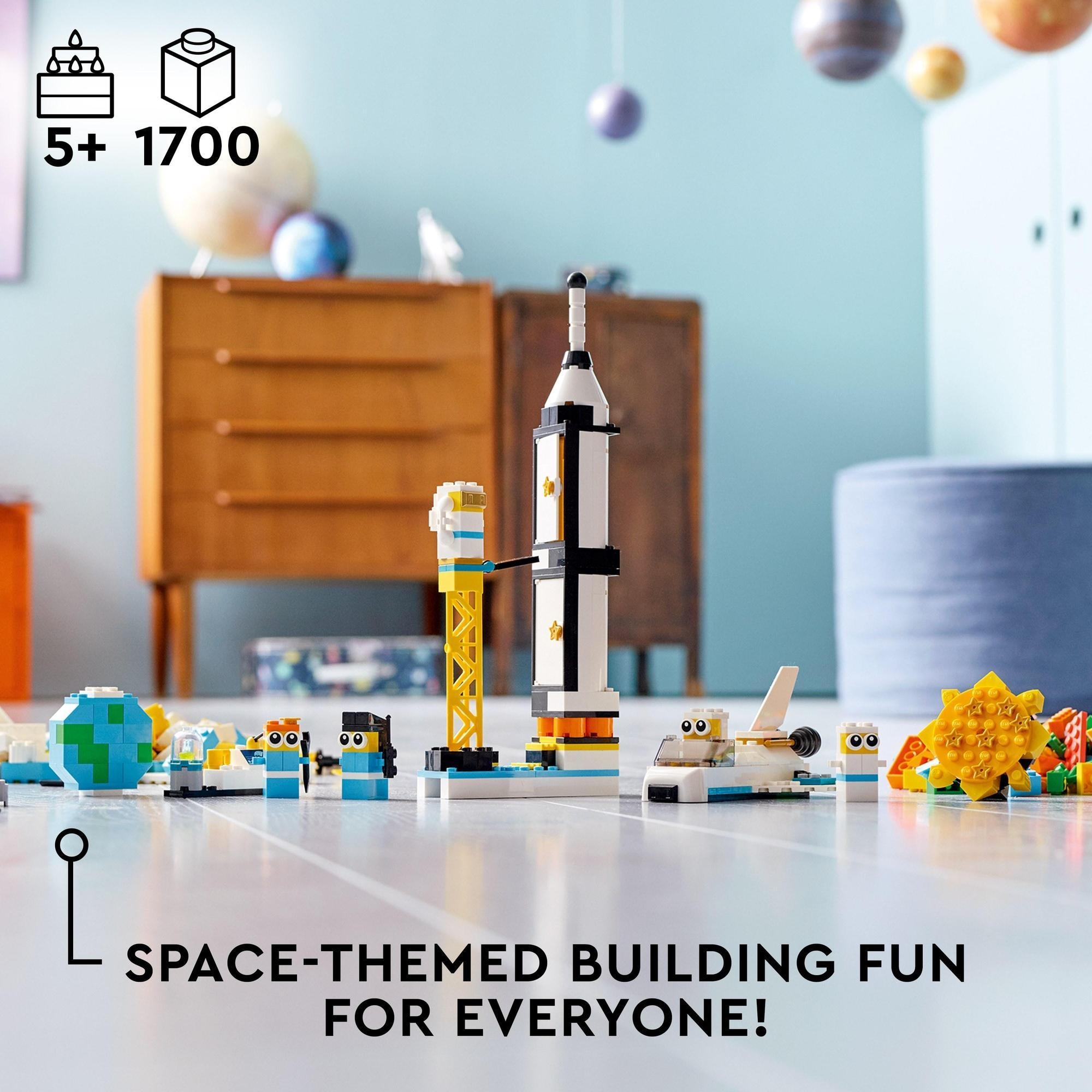 LEGO Classic 11022 Bộ lắp ráp sáng tạo chủ đề không gian (1700 chi tiết)