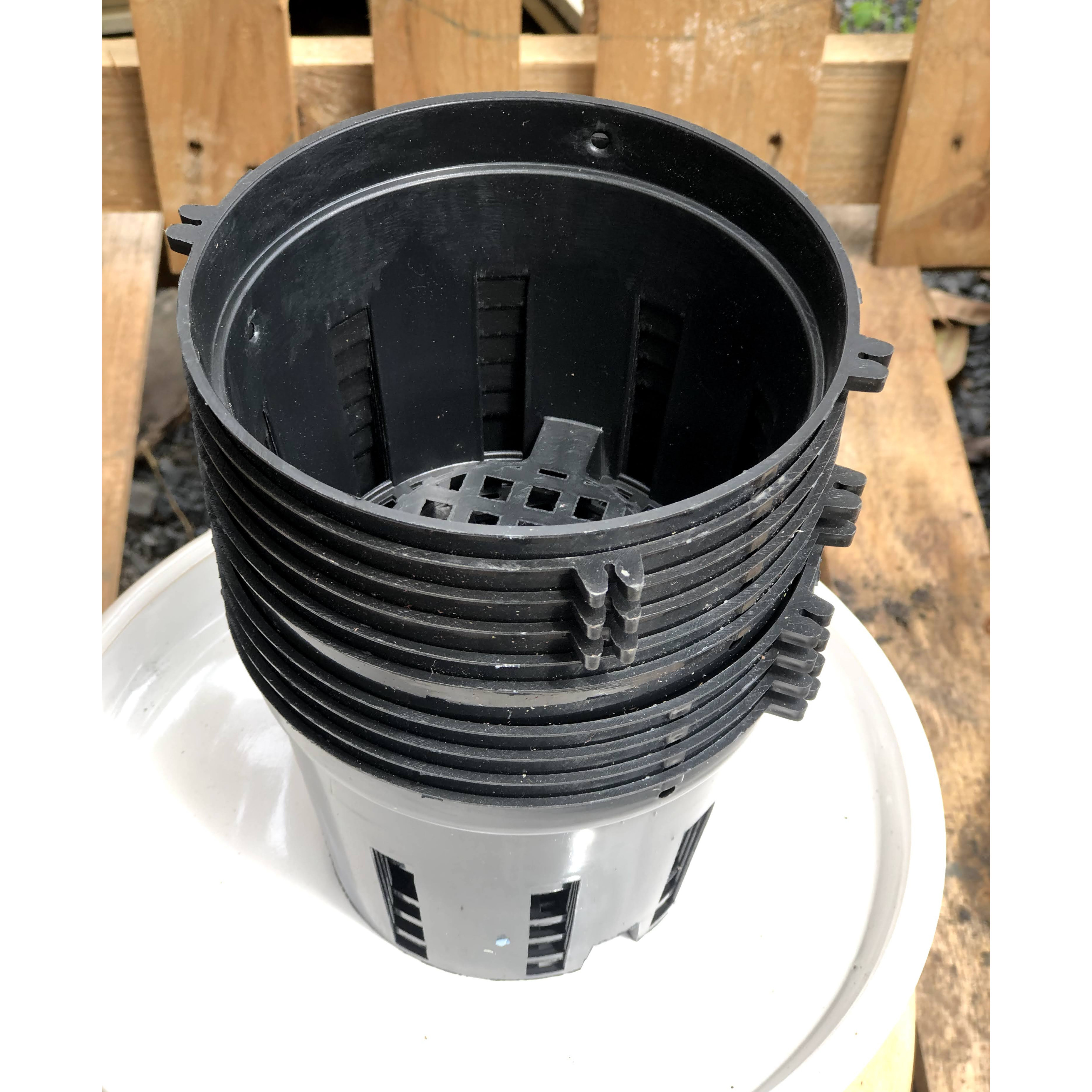 Chậu nhựa trồng lan Fi 14 cm