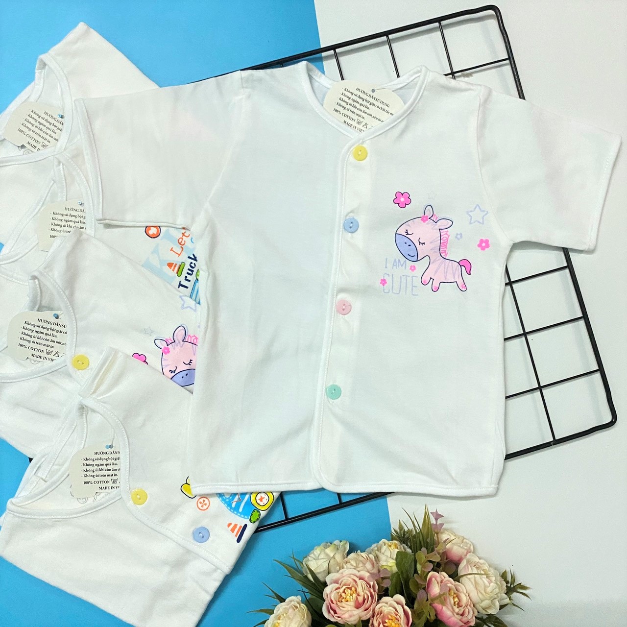 Set 5 áo sơ sinh cotton tay ngắn cài nút giữa trắng J-Tomtom Baby cho bé trai, bé gái - Giao hình ngẫu nhiên