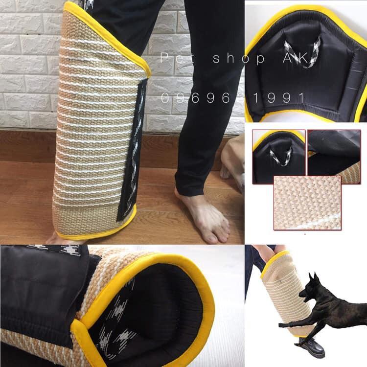 Bao chân bảo vệ huấn luyện cho chó chồng cắn khi tập