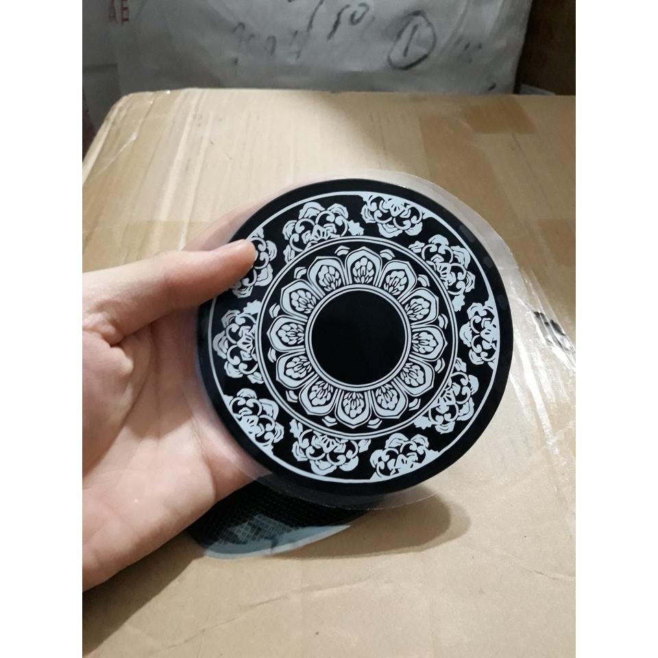 Miếng dán tượng ô tô- đế dán tượng vào taplo oto