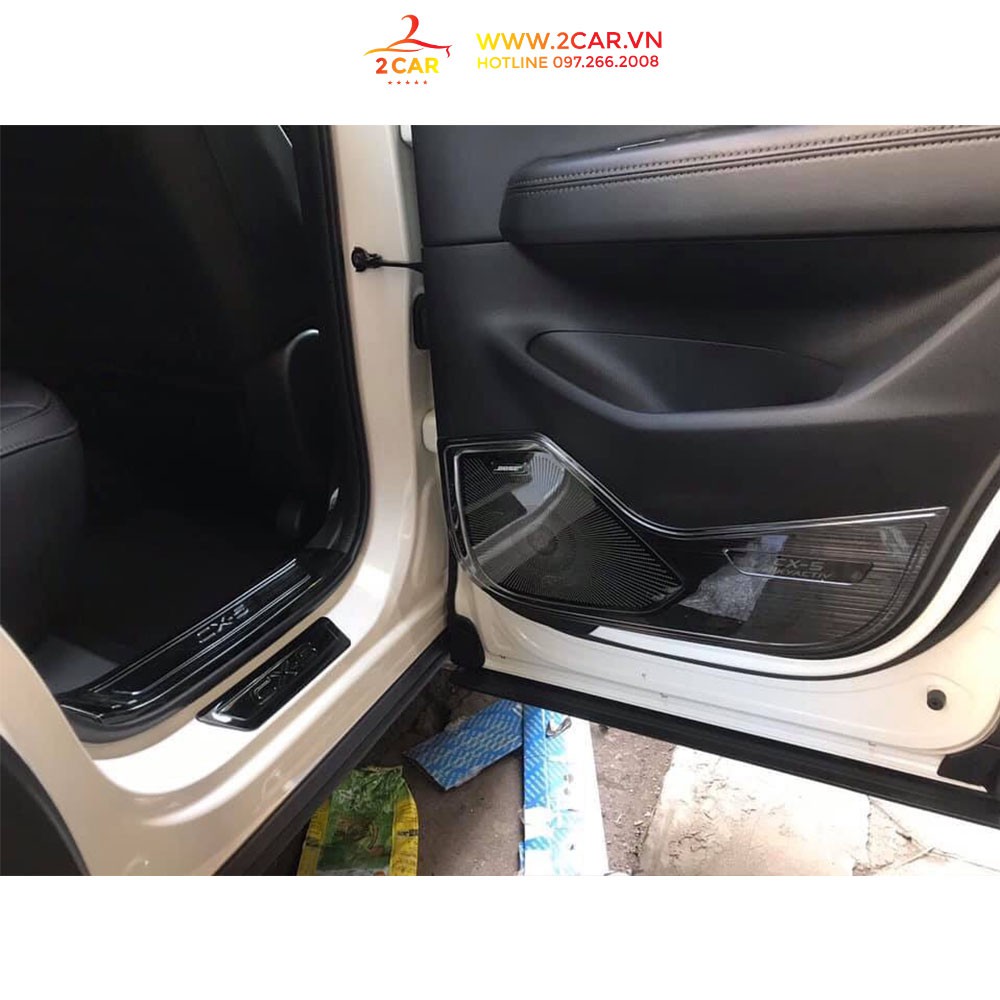Ốp bậc cửa, nẹp bước chân Trong, Ngoài Xe Mazda Cx5 2018- 2020,2021 2022 chất liệu Titan