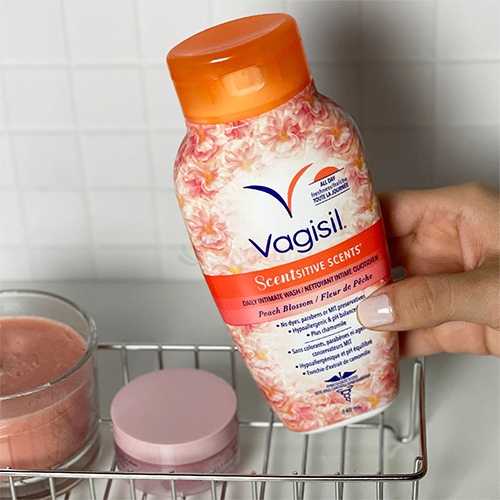 Dung dịch vệ sinh phụ nữ Vagisil Scentsitive Scents Daily Intimate Wash (240ml/354ml)- Hàng chính hãng