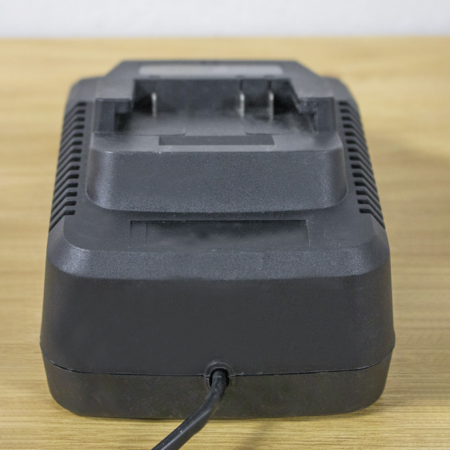 Sạc pin máy khoan, máy mài, 20v 2.0Ah 4.0Ah BENYU TOOLS