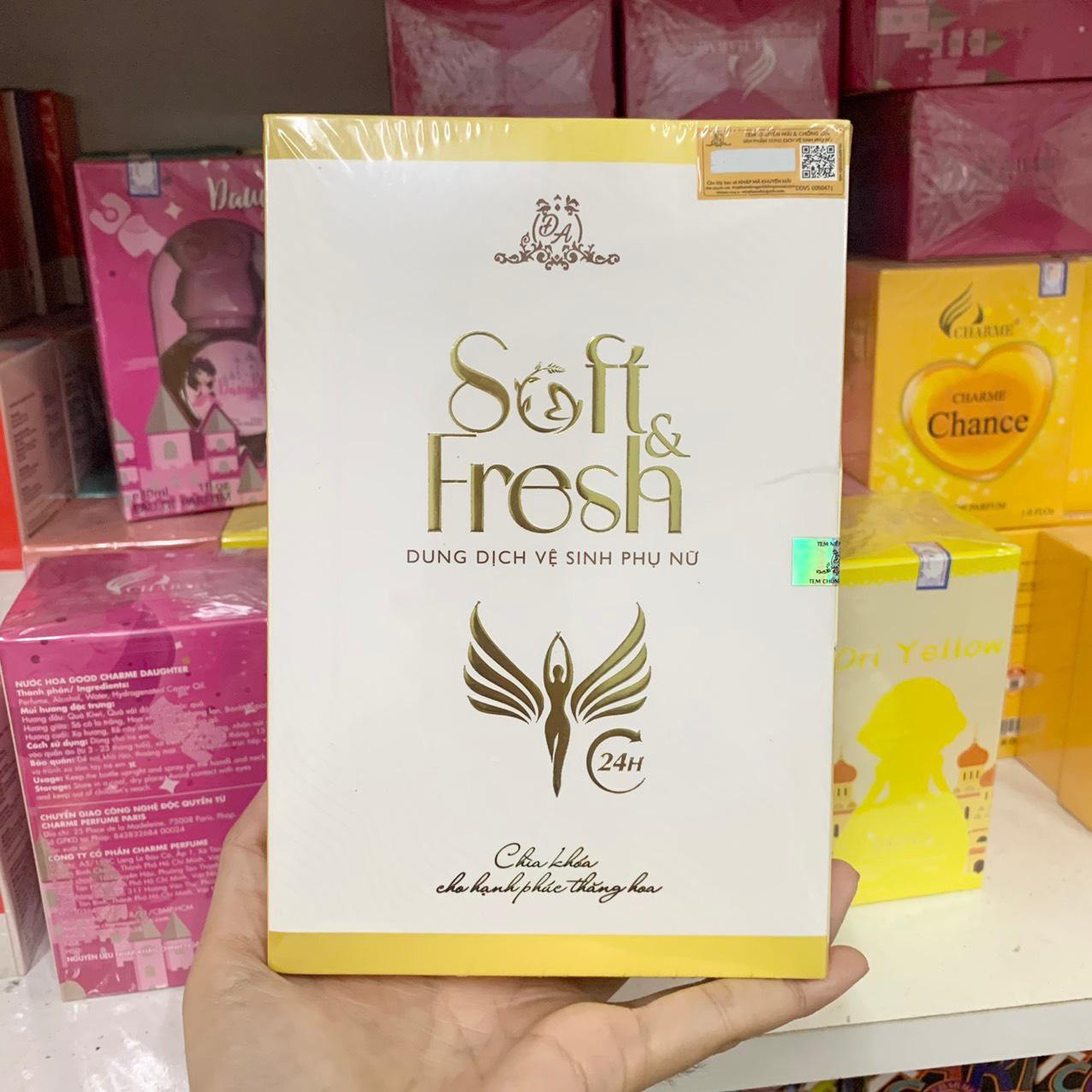 Dung dịch vệ sinh phụ nữ Soft Freshgiúp khử mùi, hạn chế viêm nhiễm phụ khoa