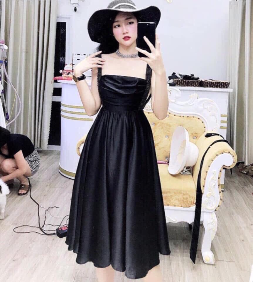 Đầm xoè 2 dây bản đính đá