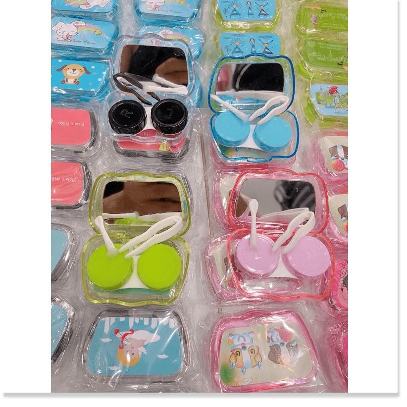 Khay gương mini có dụng cụ đeo