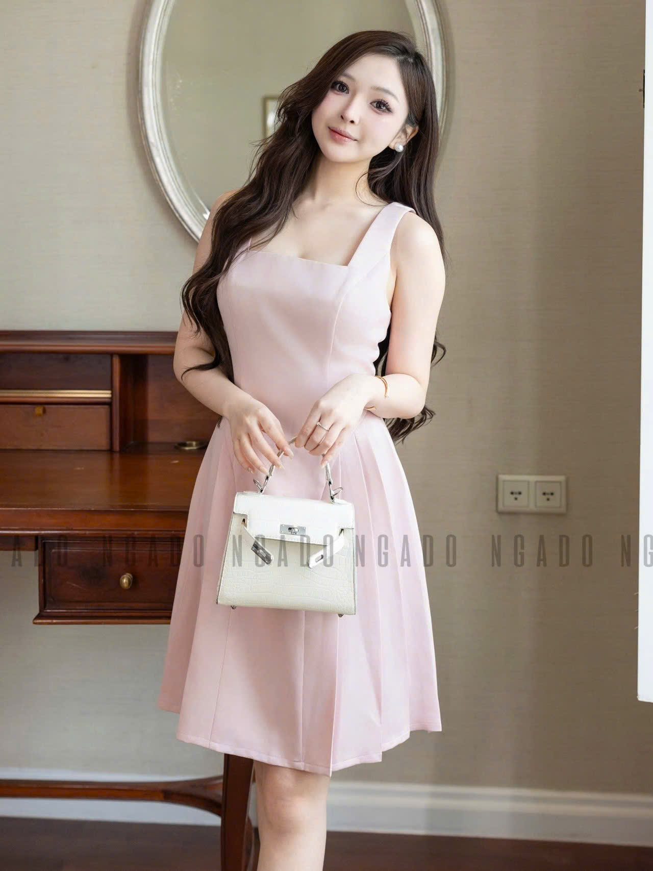Đầm hồng cổ vuông xếp ly NGADO , đầm xếp ly , đầm dự tiệc , công sở