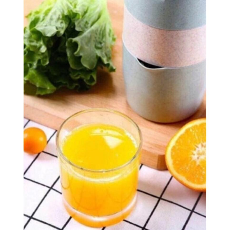 Dụng cụ vắt cam làm từ lúa mạch