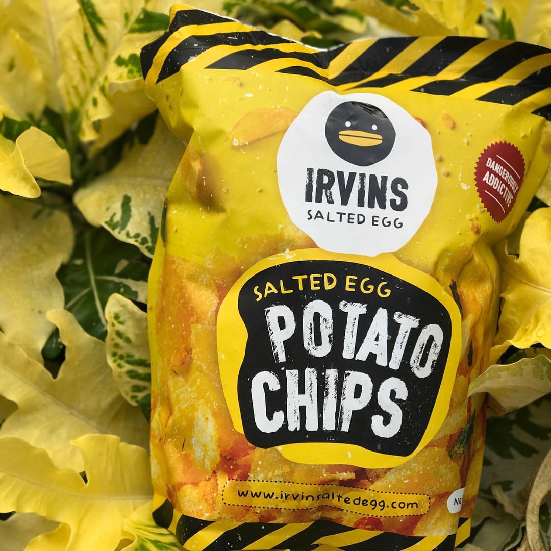 Khoai tây trứng muối 230g IRVINS - Big IRVINS Salted Egg Potato Chips