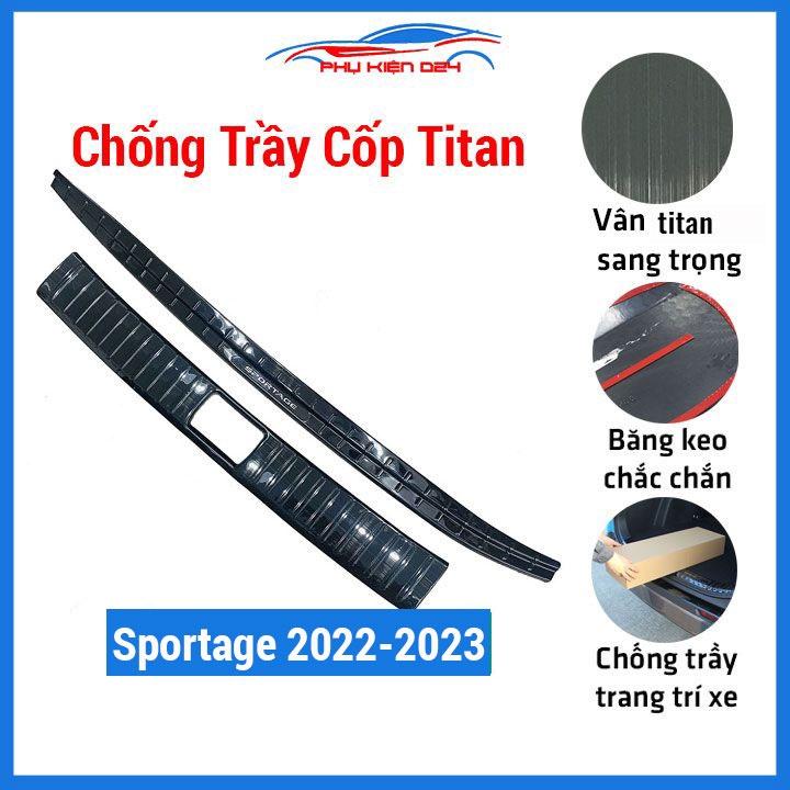 Ốp chống trầy cốp Sportage 2021-2022-2023 vân titan bảo vệ trang trí xe