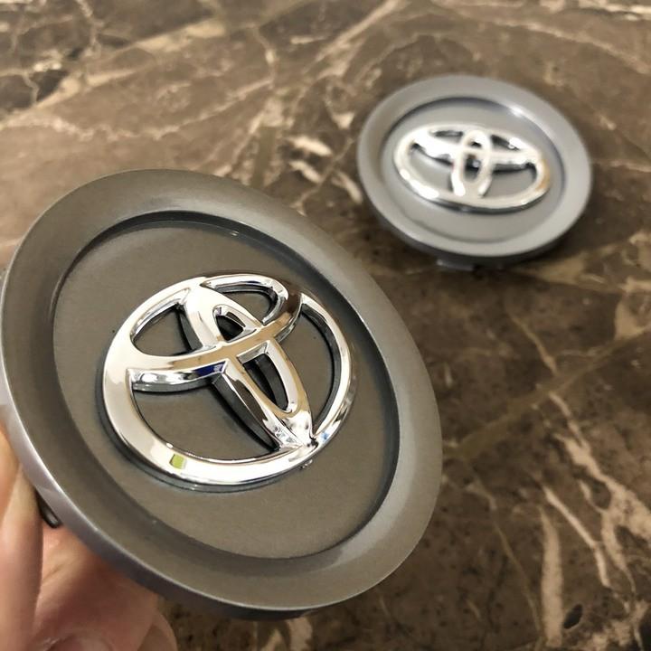 Logo chụp mâm, ốp lazang bánh xe ô tô Toyota Camry Đời từ 2000-2003. Mã TY-110