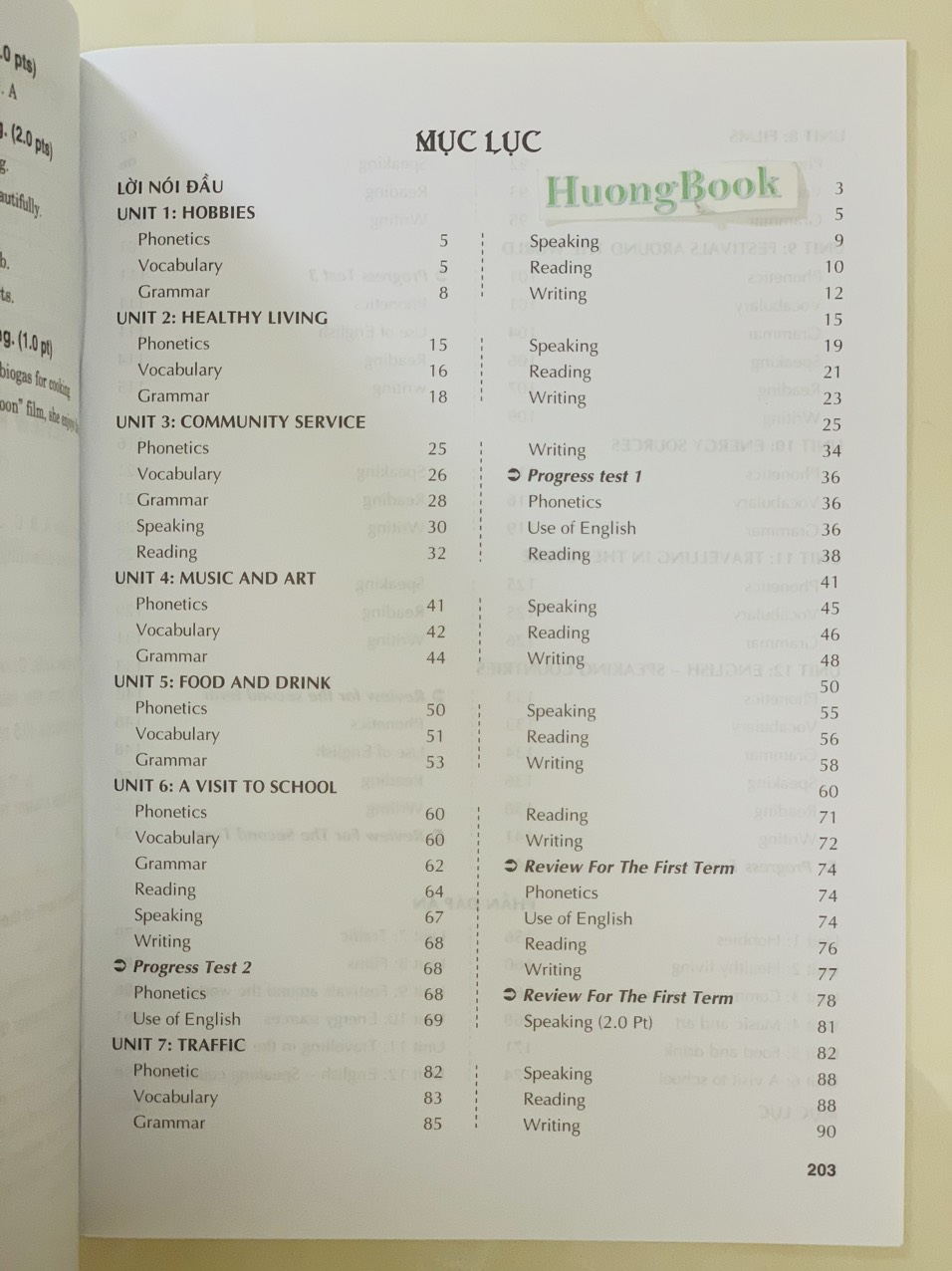 Sách - Bài tập phát triển năng lực tiếng anh 7