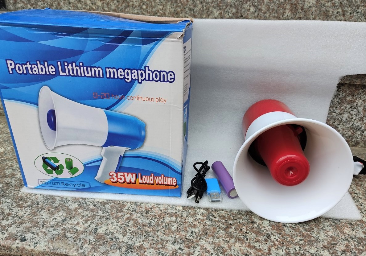 LOA PHÓNG THANH CẦM TAY CÓ GHI ÂM 35W - PIN KHỎE 10 TIẾNG - LOA PHÁT TIẾNG RAO - Hàng chính hãng / Hàng nhập khẩu