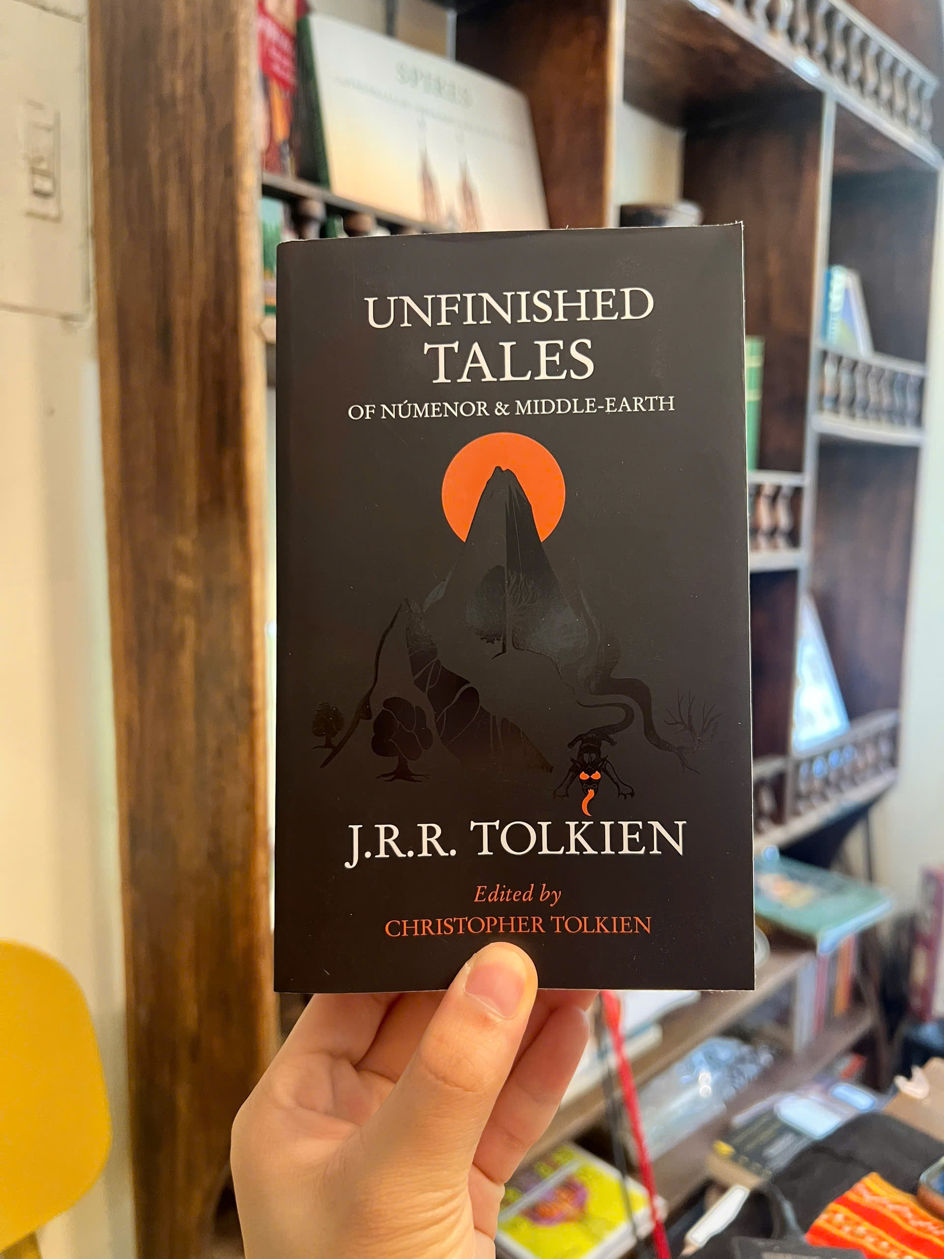 Sách - Unfinished Tales of Númenor and Middle-Earth by J.R.R. Tolkien | Fantasy / Ngoại văn