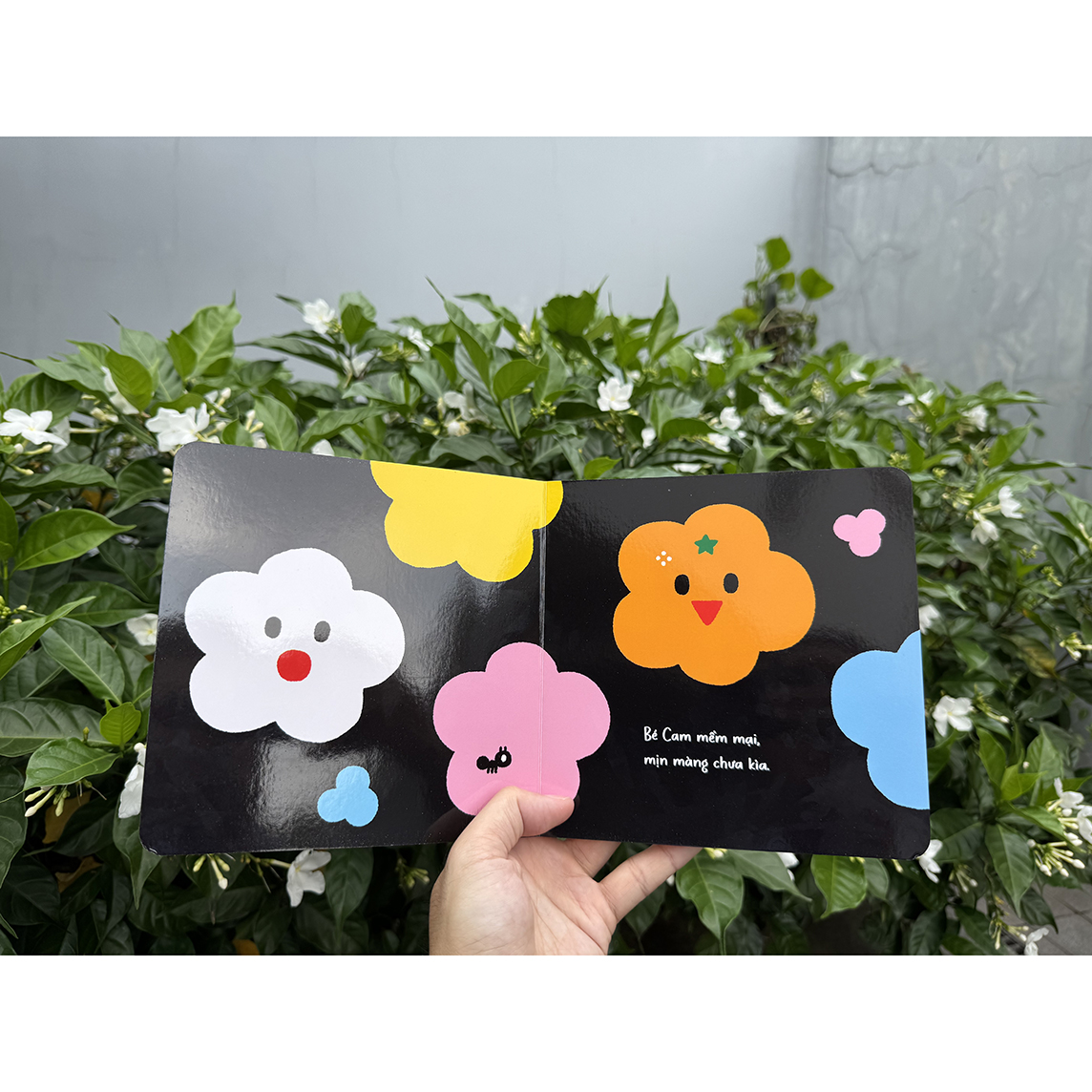 Sách Bé cam cam - Mình cùng vui chơi nhé!