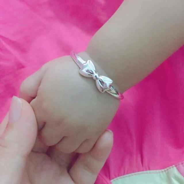 Vòng bạc trẻ em chuẩn 9999