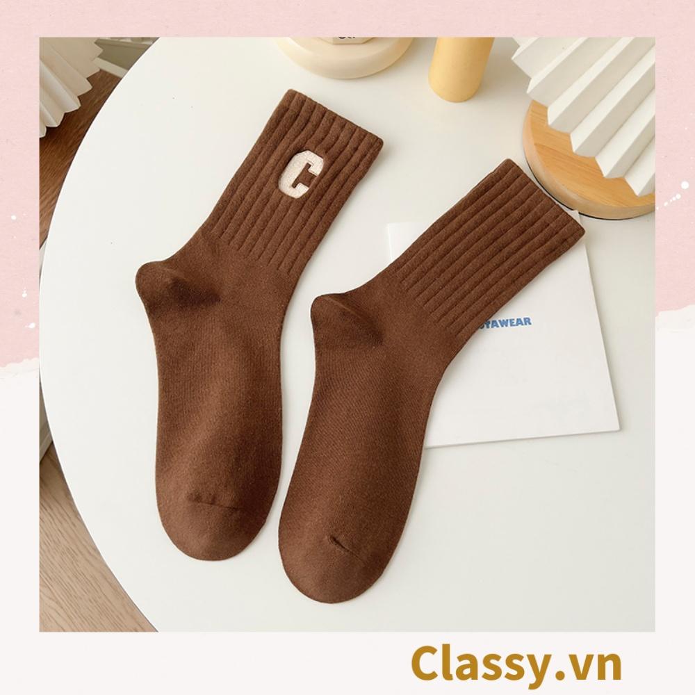 Tất cổ cao Classy, vớ cổ cao in chữ, màu trung tính basic G1363