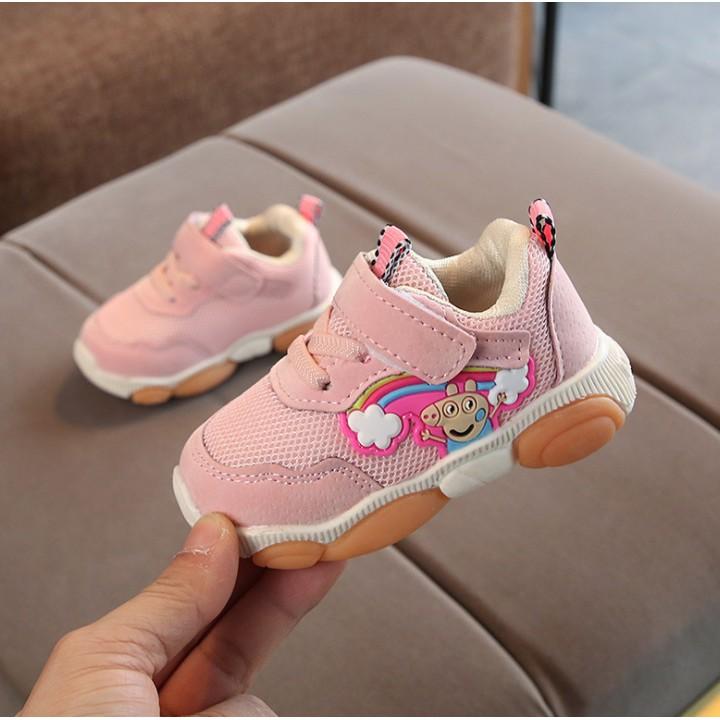 Giày tập đi, giày sneaker, giày thể thao heo Peppa (3 màu)