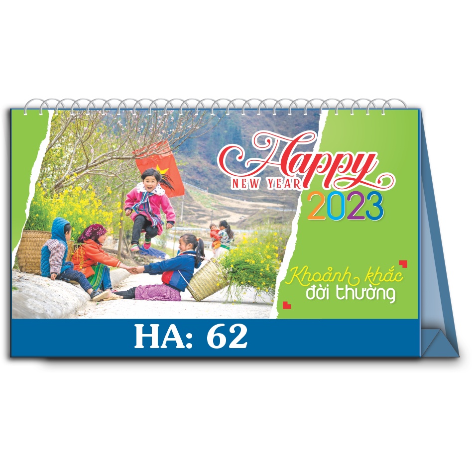 Lịch Bàn Lò Xo 2023 - Khoảnh Khắc Đời Thường - Happy new year - Chúc Mừng Năm Mới 2023 ( không note)