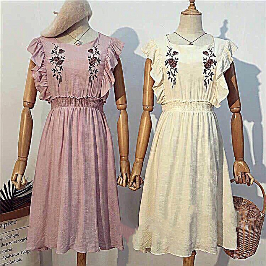 ĐẦM MAXI THÊU HOA VIỀN BÈO NHÚN EO