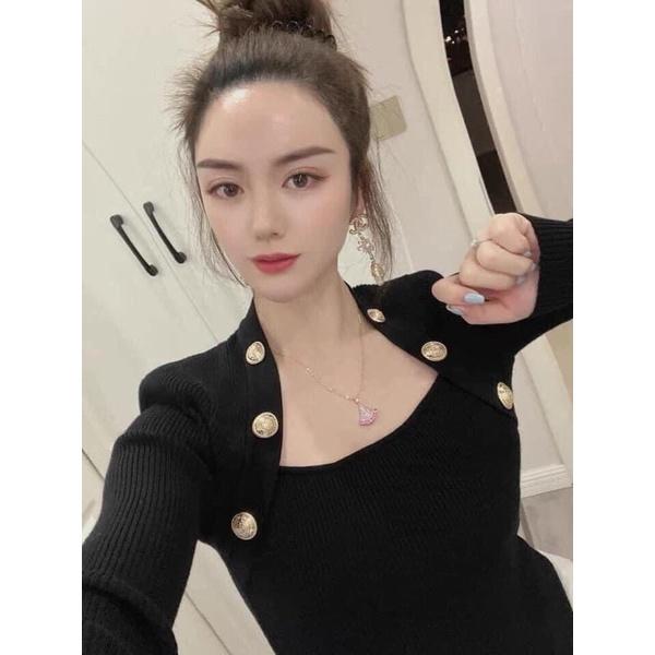 QC360 Áo len khuy đồng cổ vuông