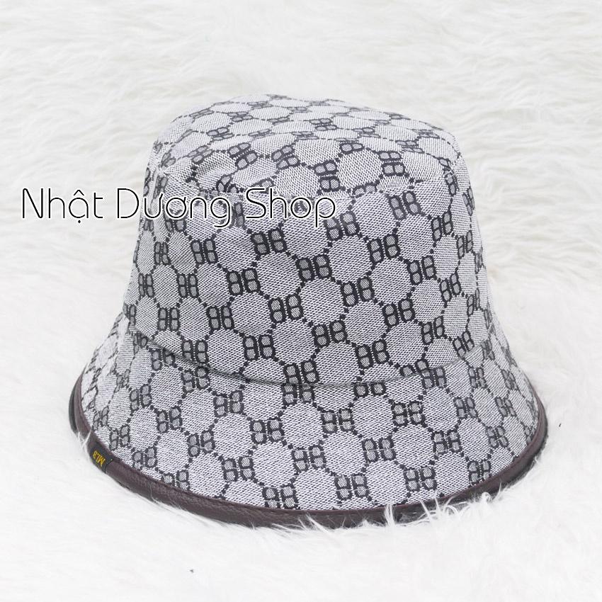 Mũ bucket vành tròn nón tai bèo cụp thêu chữ vải cotton dệt có may tem phía trong, vành nón có viên da phù hợp cho nữ.
