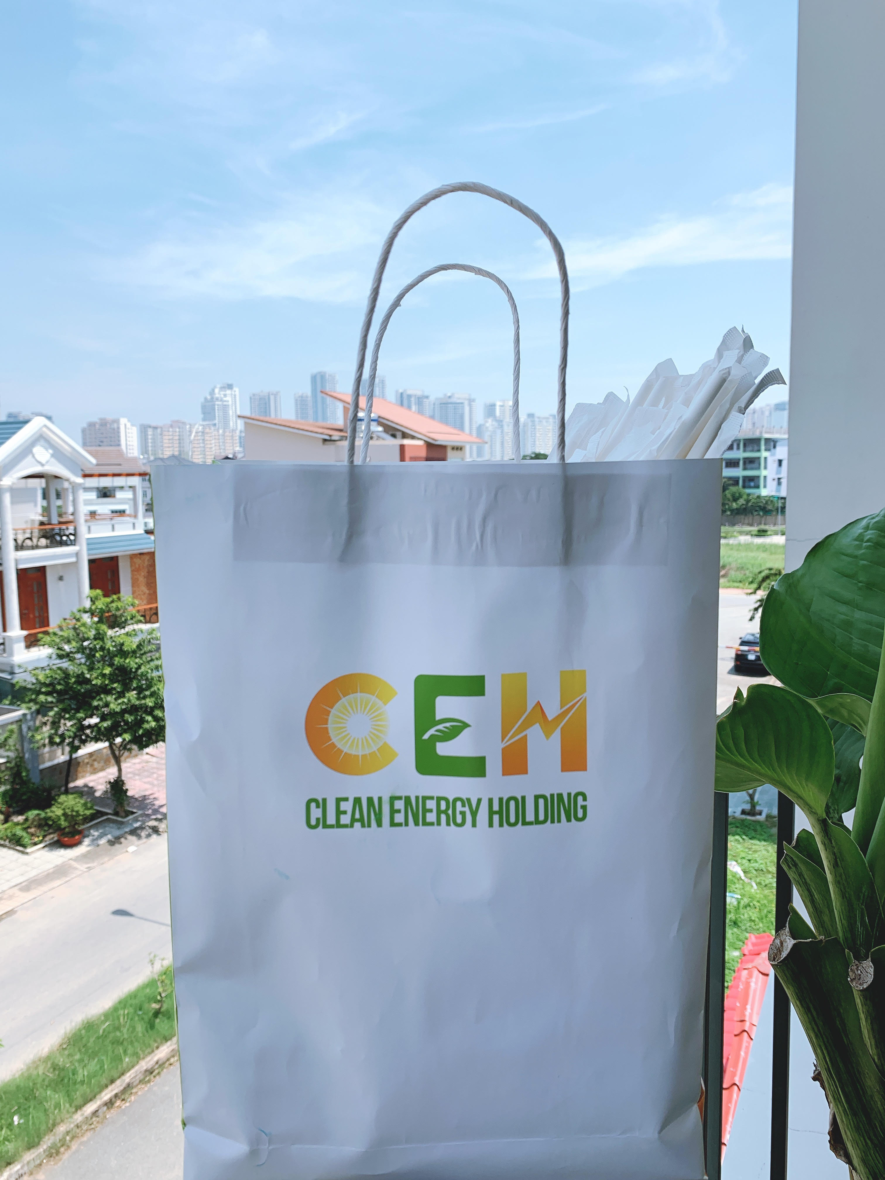 Ống hút giấy cao cấp Clean Paper Straw _ thùng 2500 ống có bọc giấy kích thước 6mm x 197mm dùng uống cà phê nước ép...