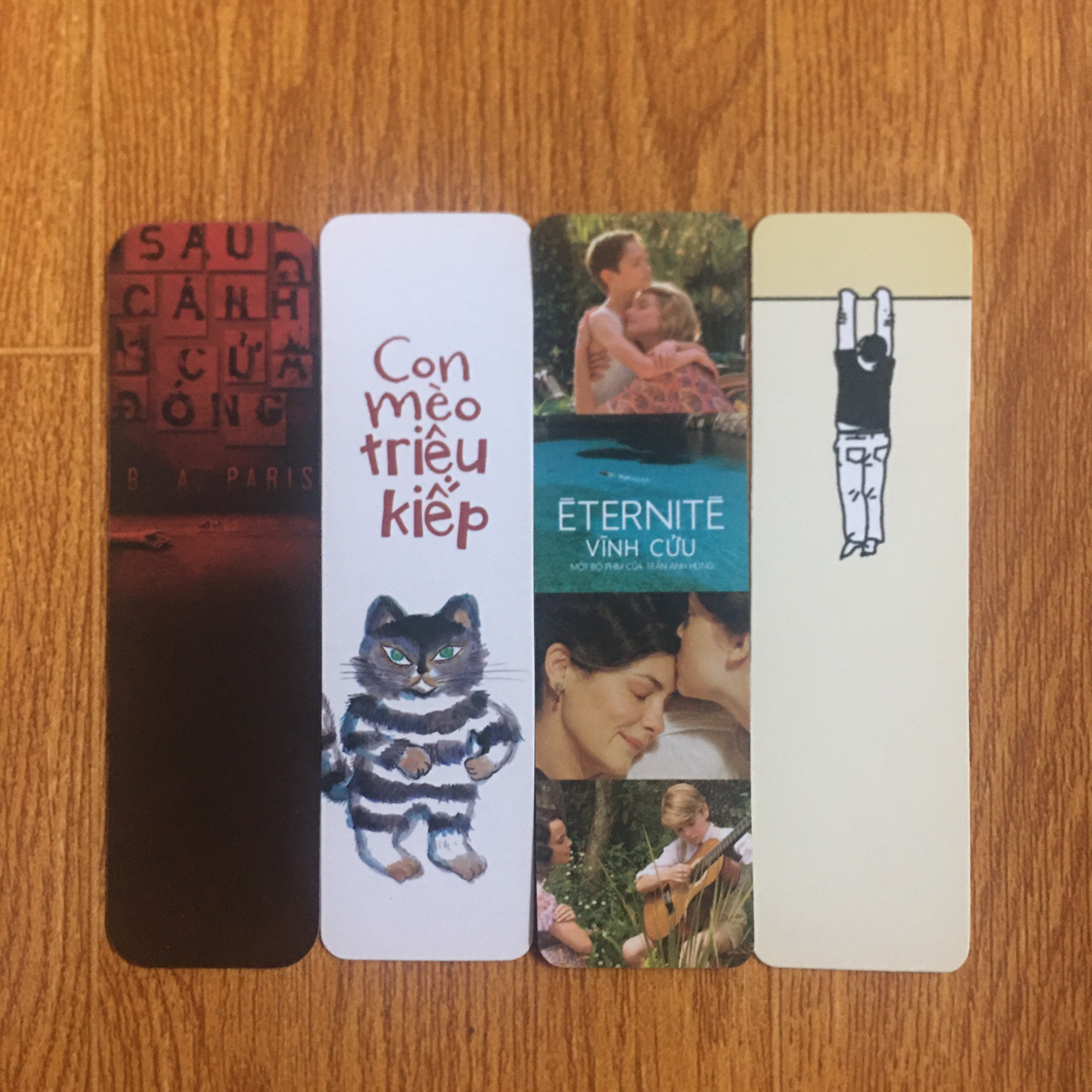 Combo sách hay: Kẻ Ngoại Cuộc + Chuyện Ngõ Nghèo