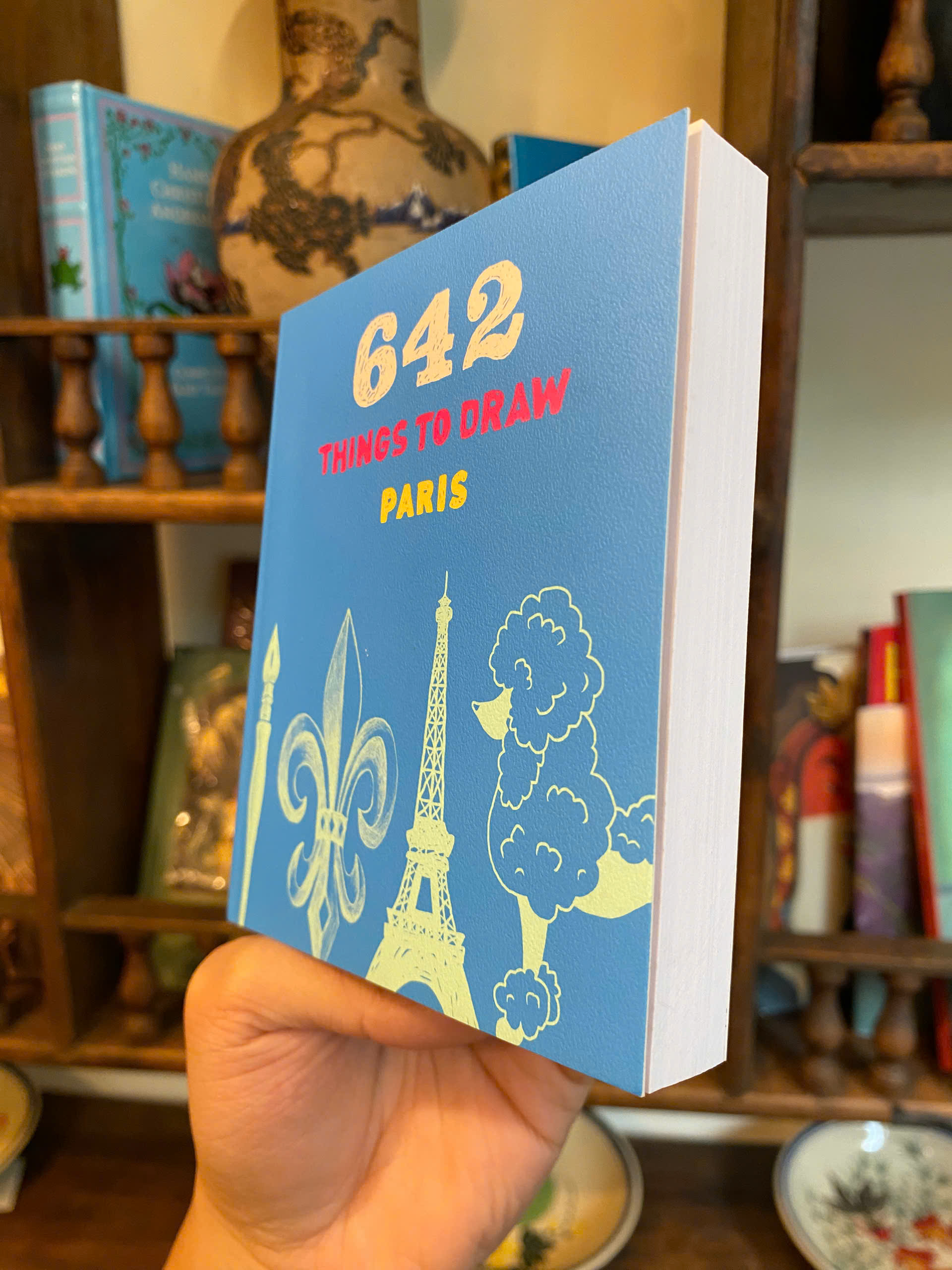 Sách - 642 Things to Draw: Paris | Inventive Sketchbook (Pocket Size) | Ngoại văn Nhập khẩu