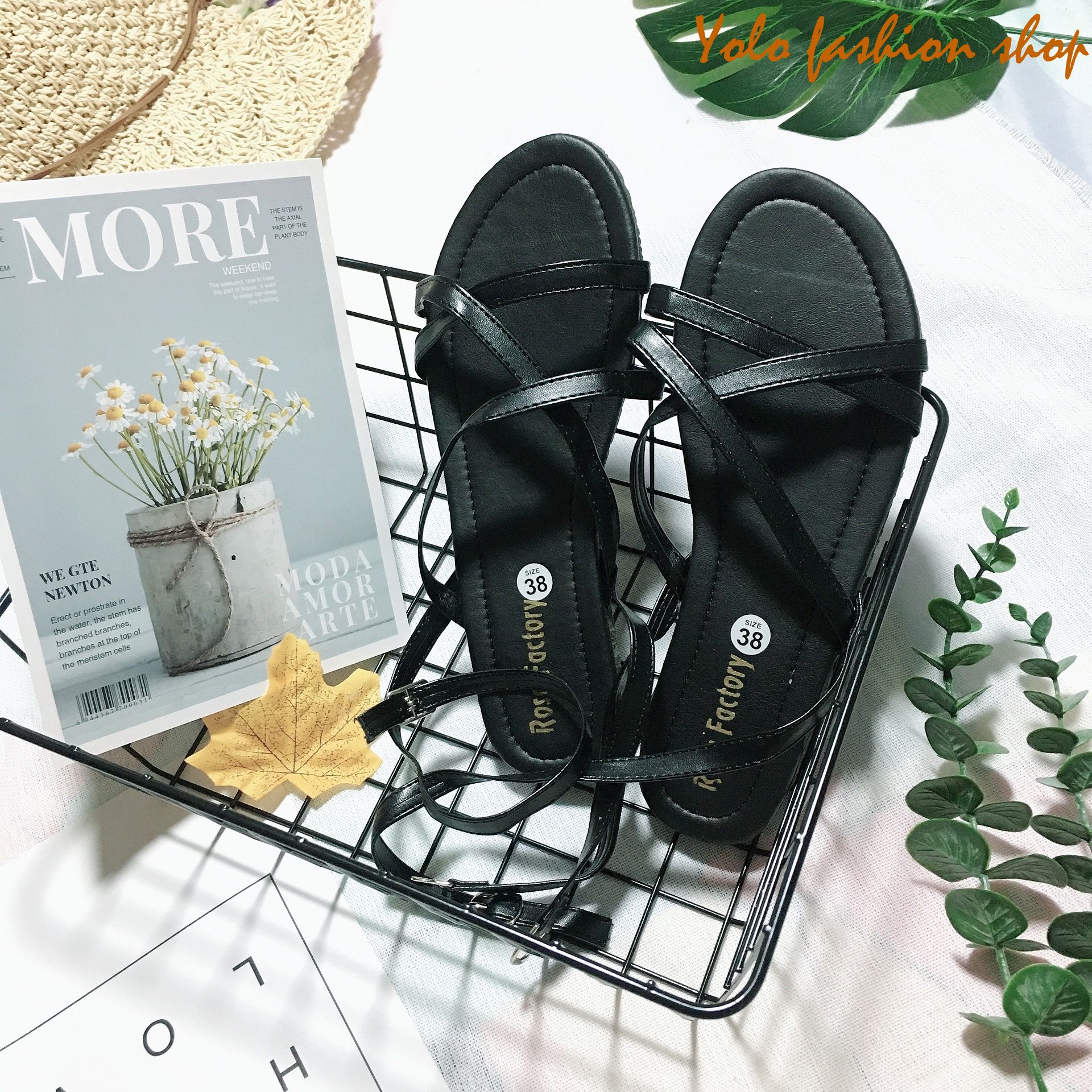 Sandal nữ đế bằng quai đan chéo siêu xinh-SB8