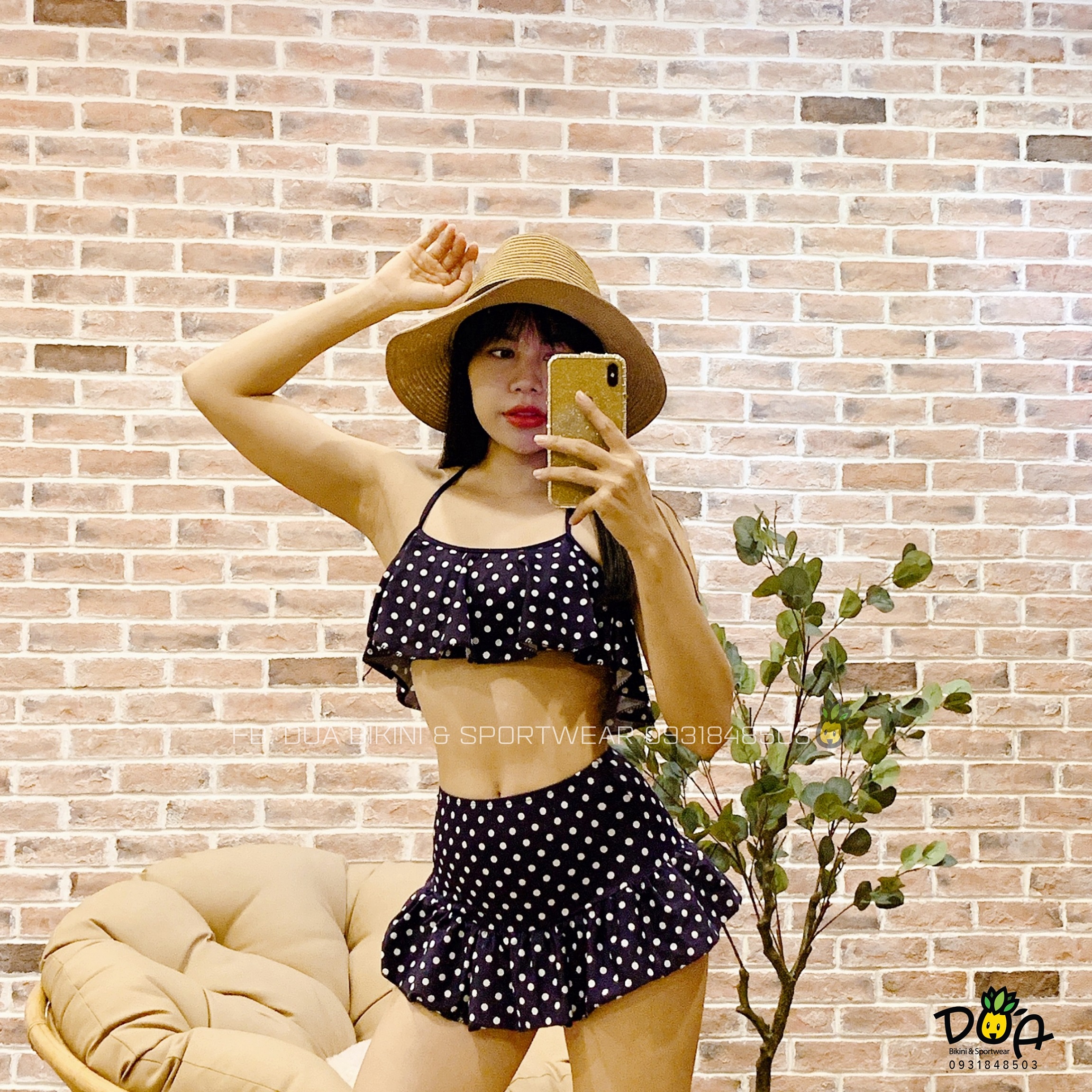 Bikini 2 mảnh đi bơi dễ thương kín đáo họa tiết chấm bi