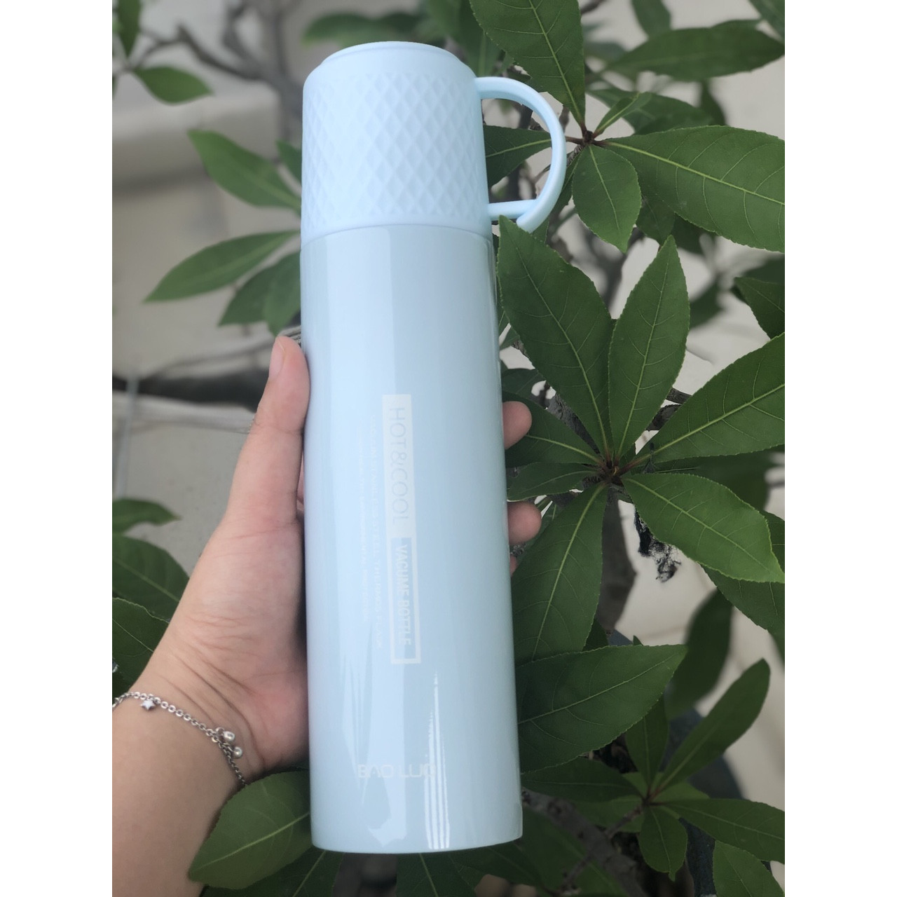 Bình giữ nhiệt có nắp làm ly nước 500ml - màu sắc giao ngẫu nhiên tặng kèm 5 kẹp hình trái tim