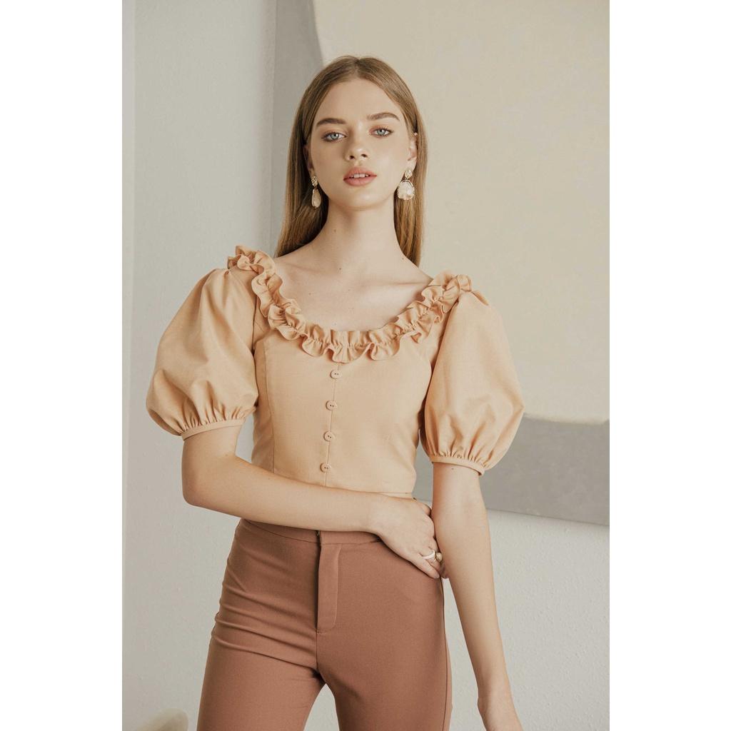 Áo kiểu nữ MARC FASHION croptop tay phồng cổ tròn viền bèo CBNH103022