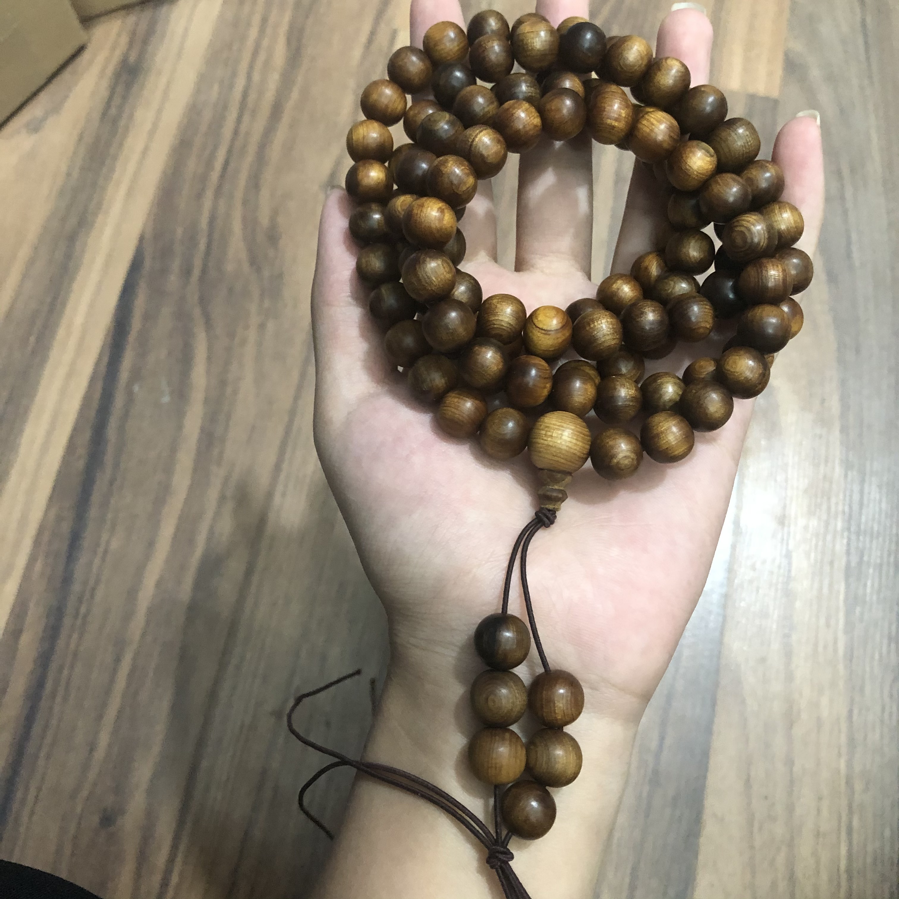 Chuỗi vòng tay/vòng cổ 2 in 1 108 hạt gỗ Bách Xanh chìm nước Mang lại May Mắn cho người sở hữu - Bracelet of HAHANCO
