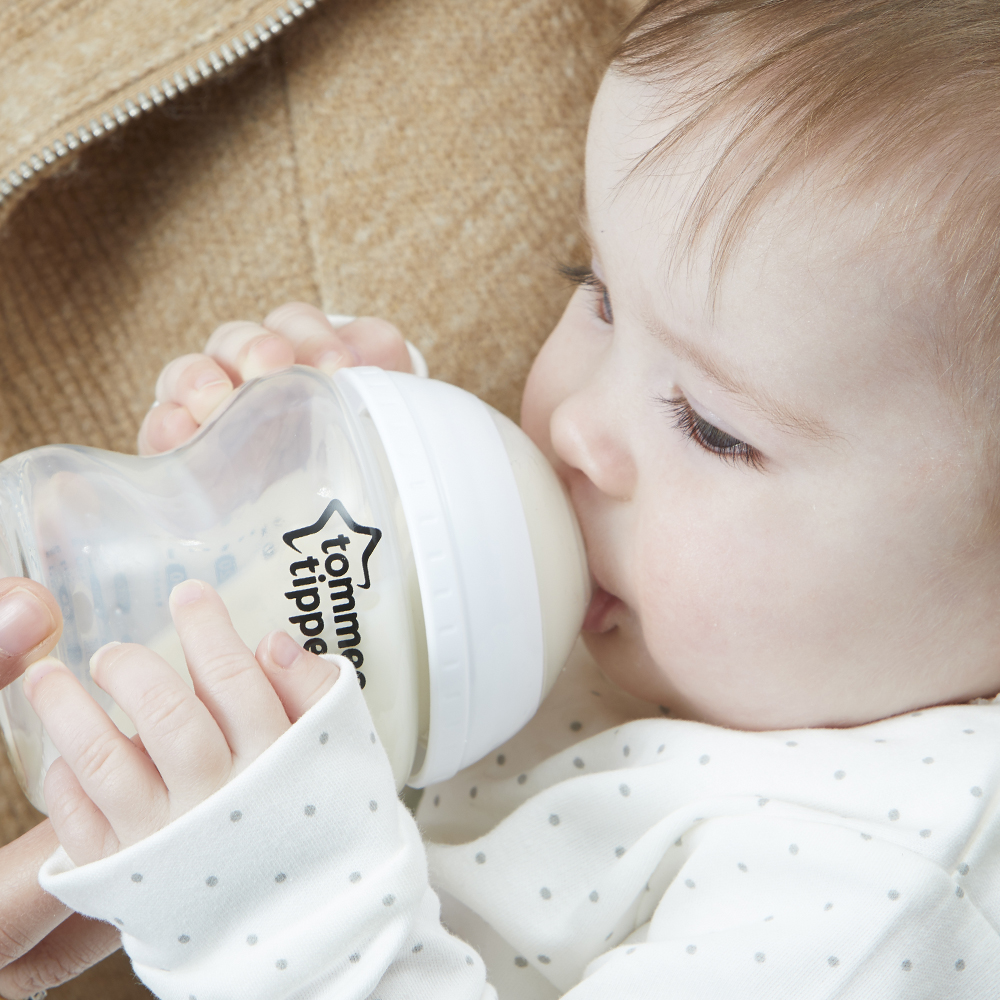 Núm Ty Silicon Siêu Mềm Tự Nhiên Cho Bé Tommee Tippee Natural Start Vari Flow Từ Sơ Sinh