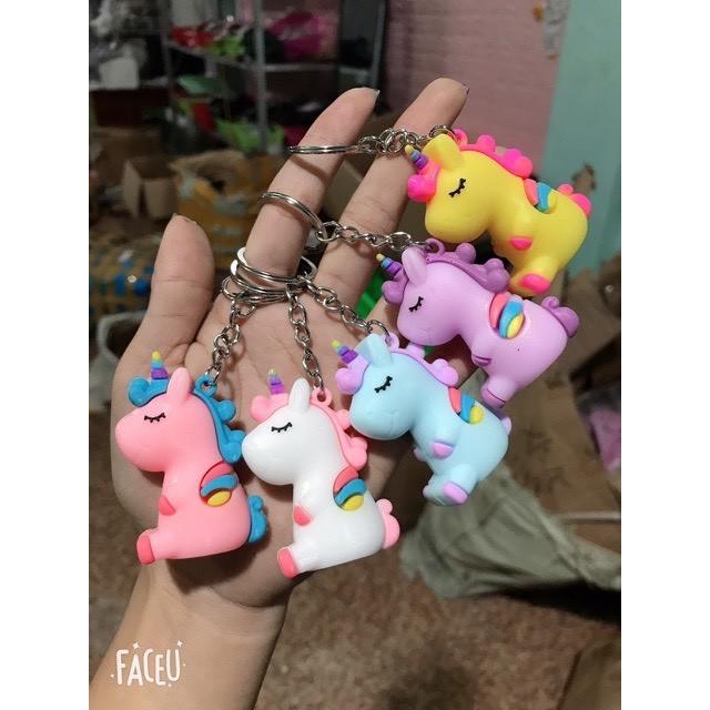 Móc Khoá Cute Hình Kì Lân Cầu Vồng