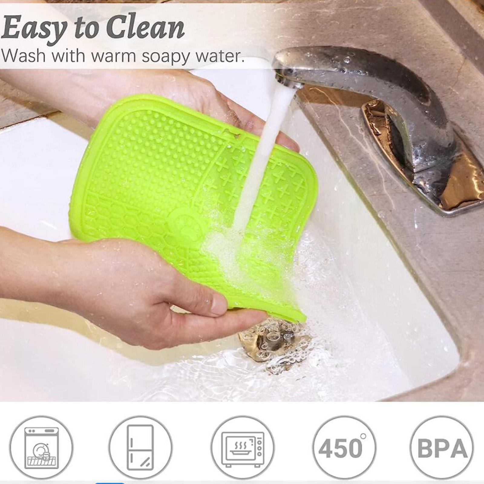 Licking Mat for Dogs and Cats with Suction Cups Pet Food Licking Mat