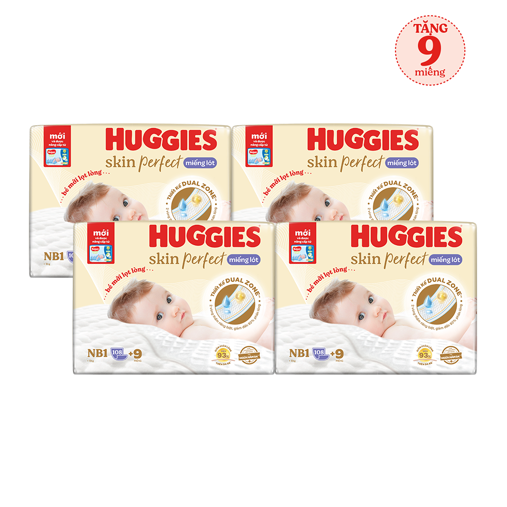 Combo 4 gói Miếng lót sơ sinh Huggies Skin Perfect NB1 108+9 miếng với 2 vùng thấm giảm kích ứng da